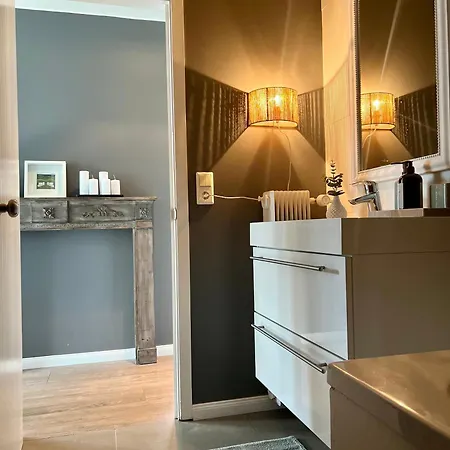 Lovely Penthouse Downtown With 3 Bedrooms Akureyri Exterior photo