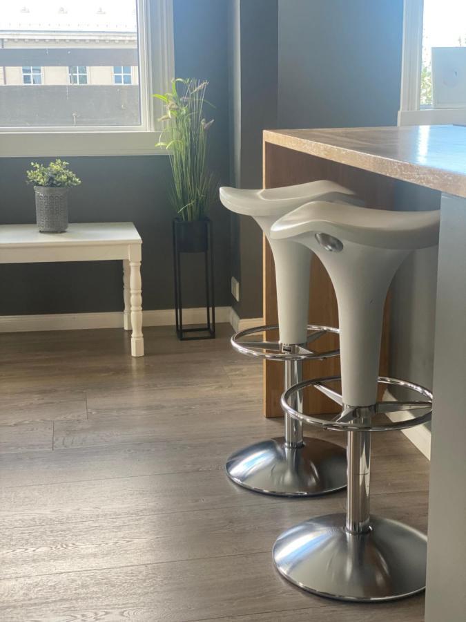 Apartment Lovely Penthouse Downtown With 3 Bedrooms