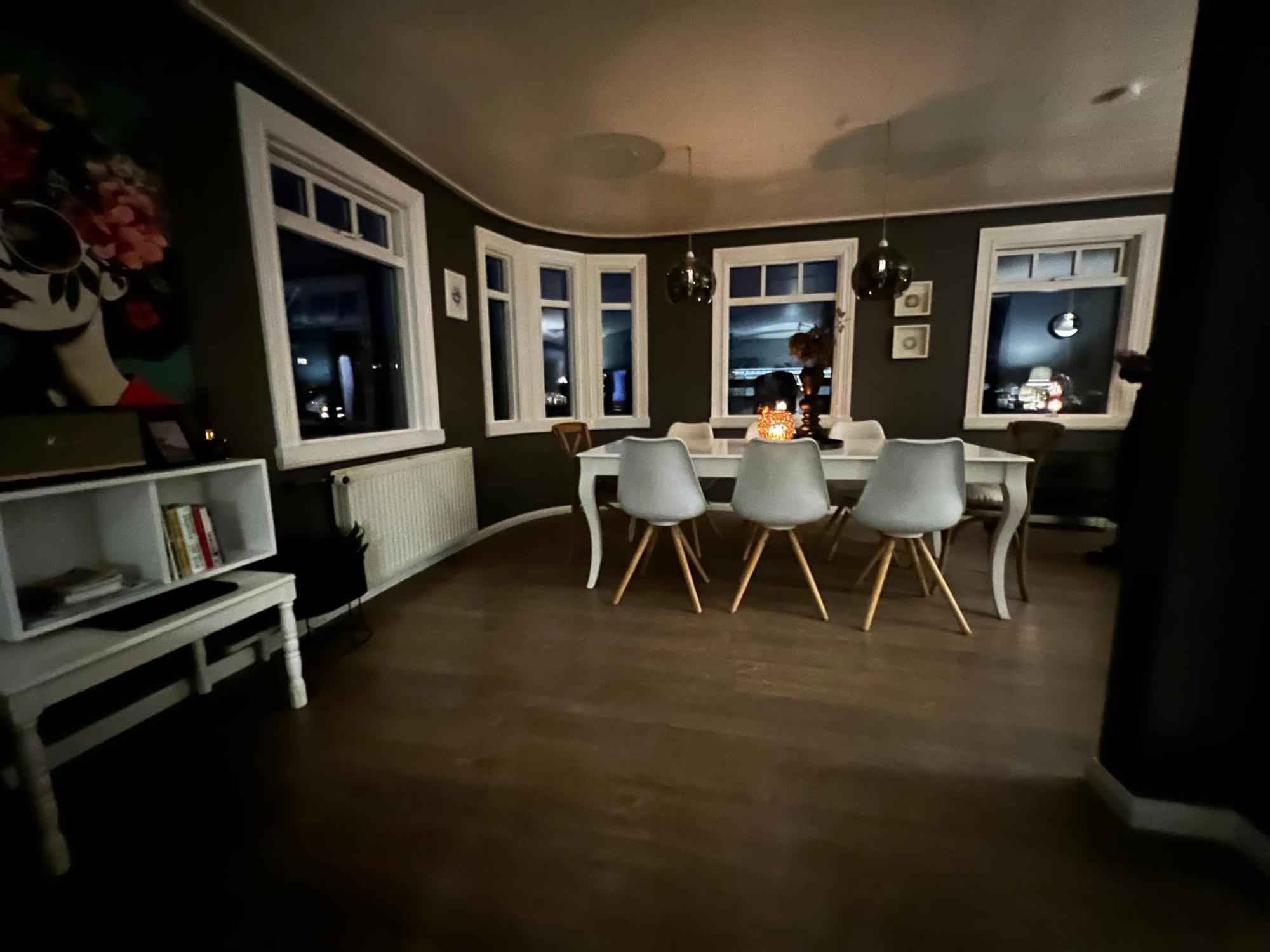 Lovely Penthouse Downtown With 3 Bedrooms Apartment